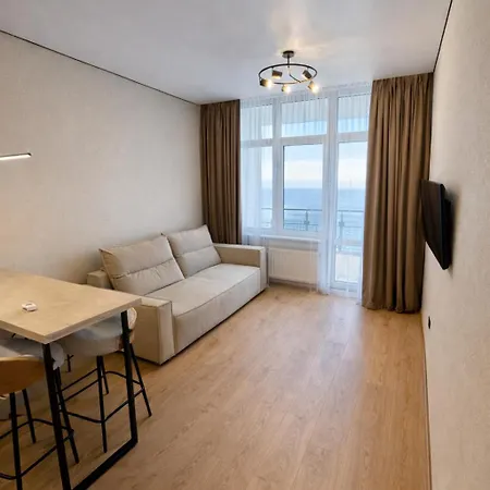 45 Pearl One-bedroom With Sea View And Terrace * Odesa